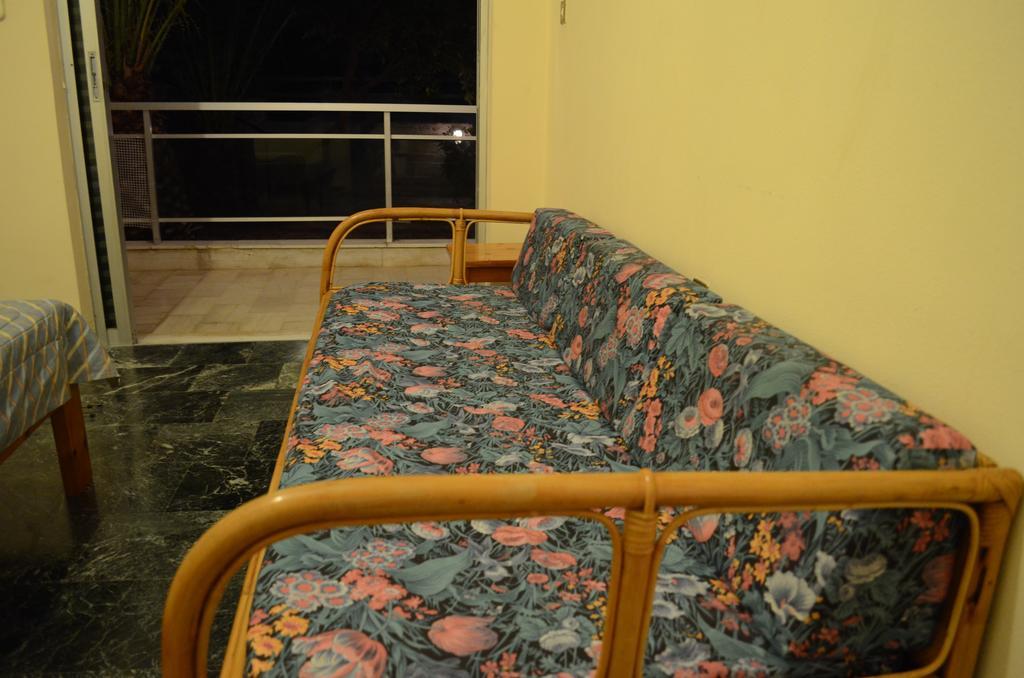 Kineta Apartments Ngoại thất bức ảnh